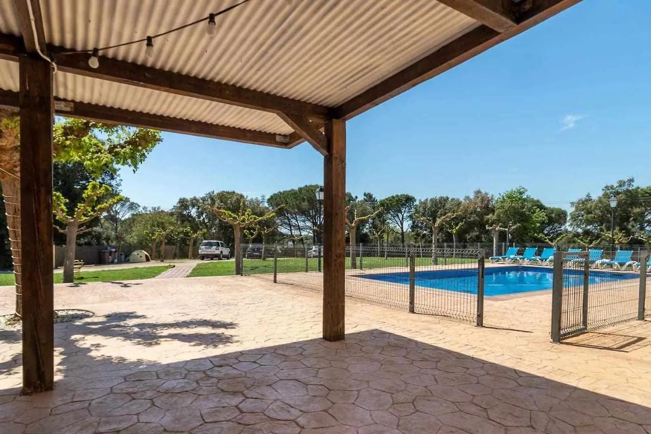 Can Buganto Amplia Casa Con Piscina Y Jardin Llambillas Holiday home